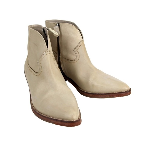 Vintage Foundry Ankle Boots Size 8.5 Beige Real Leather Pointed Toe Zip Side - Picture 15 of 16